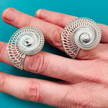 Load image into Gallery viewer, Statement Shell Silver Ring