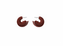 Load image into Gallery viewer, Midi Shell Hoops
