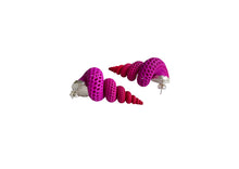 Load image into Gallery viewer, Art Statement Shell Earrings