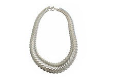 Load image into Gallery viewer, Rippled Link Necklace