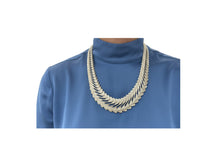 Load image into Gallery viewer, Rippled Link Necklace
