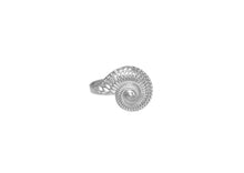 Load image into Gallery viewer, Silver Shell Ring