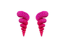 Load image into Gallery viewer, Art Statement Shell Earrings