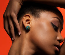 Load image into Gallery viewer, Crystal Round Stud Earrings