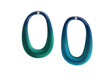 Load image into Gallery viewer, Curve Necklace
