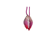 Load image into Gallery viewer, Silver Ripple Link Pendant
