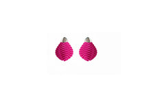 Load image into Gallery viewer, Petal Earrings
