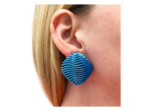 Load image into Gallery viewer, Elytra Earrings
